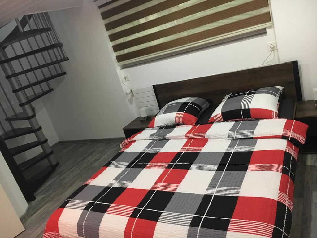 Studio Cosy Au Centre De Couvet エクステリア 写真